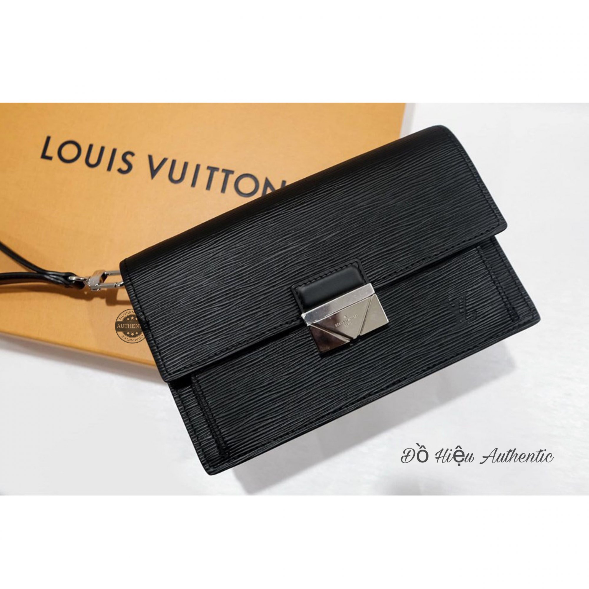 Clutch Thames Louis Vuitton Epi Lock Silver