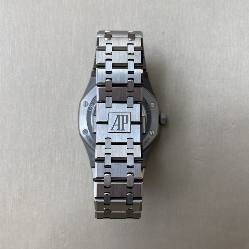 ap-26615TI.OO_.1220TI.01-2.jpeg