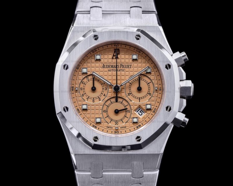 Audemars-Piguet-25960BC.OO.1185BC.01-Royal-Oak-25960BC-Chronograp-38129-1.jpeg