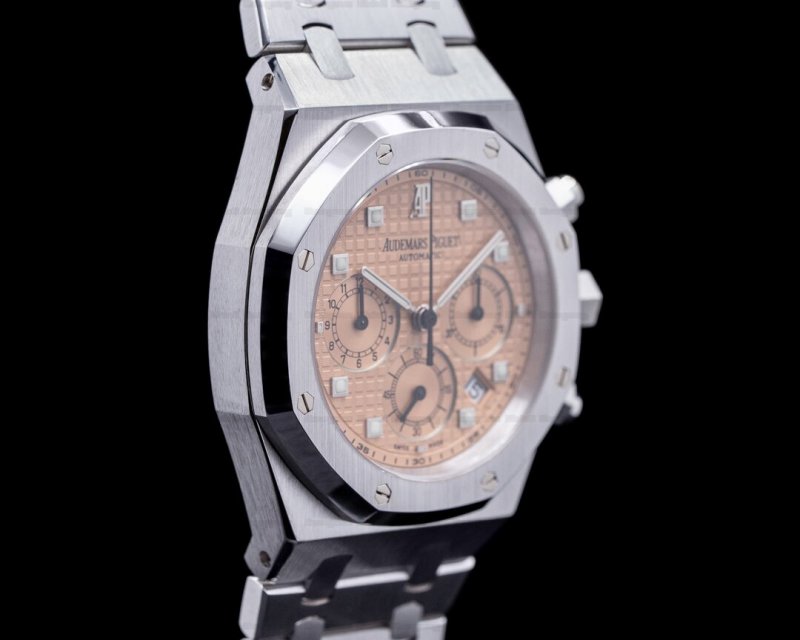 Audemars-Piguet-25960BC.OO.1185BC.01-Royal-Oak-25960BC-Chronograp-38129-2.jpeg