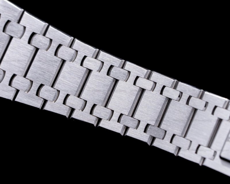 Audemars-Piguet-25960BC.OO.1185BC.01-Royal-Oak-25960BC-Chronograp-38129-9.jpeg