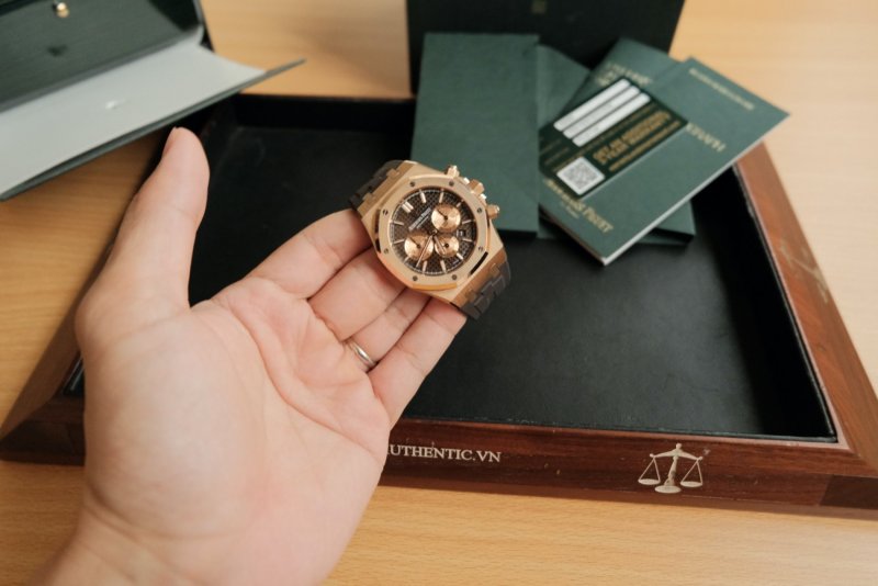 audemars-piguet-26331OR-Chocolate-chronograph-cai-can-0901000001- 17.jpeg