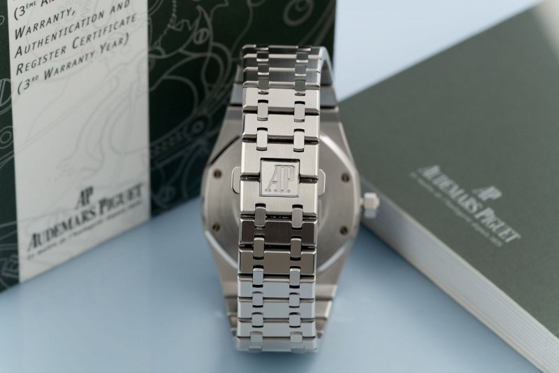 audemars-piguet-dualtime-26120St-0901000001-18.jpeg