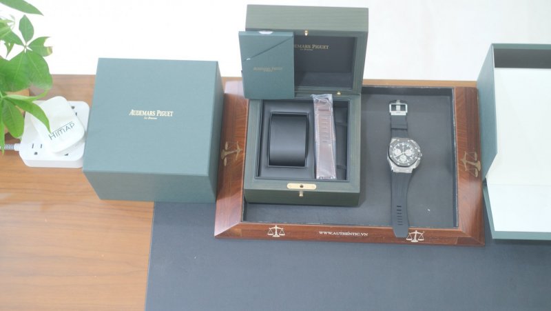 Audemars-Piguet-Offshore-26420SO-cai-can-090100000114.jpeg