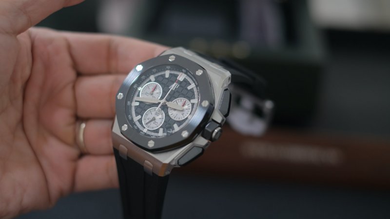 Audemars-Piguet-Offshore-26420SO-cai-can-09010000014.jpeg