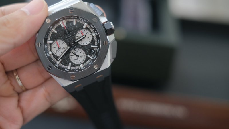 Audemars-Piguet-Offshore-26420SO-cai-can-09010000019.jpeg