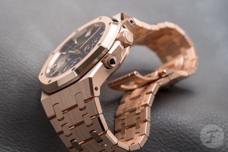 audemars-piguet-royal-oak-26240OR-50-anniversary-Cai-can-0901000001-3.jpeg