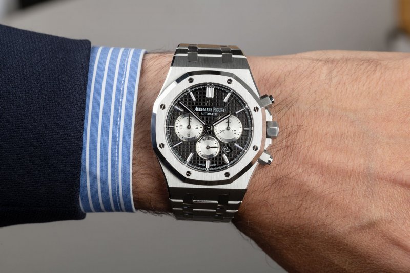 audemars-piguet-royal-oak-chronograph-26331st-0901000001-13.jpeg