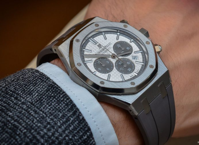 Audemars-Piguet-Royal-Oak-Chronograph-QEII-Cup-2015-Limited-Edition-2-768x509.jpg