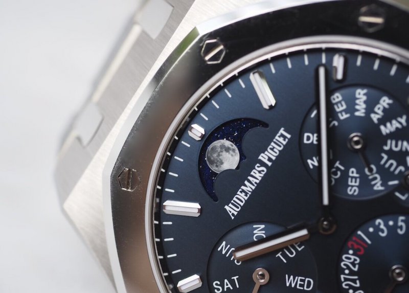 Audemars+Piguet+Royal+Oak+Perpetual+Ultra-Thin+ref.+26586IP+WCL5.jpeg