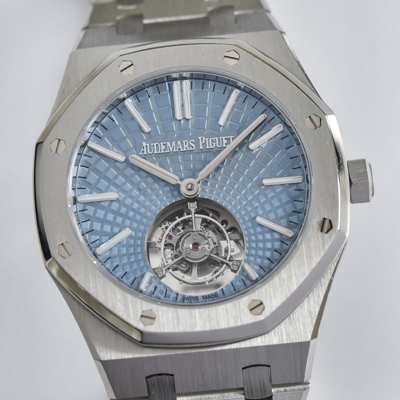 Audemars-Piguet-Royal-Oak-Selfwinding-Flying-Tourbillon-41mm-Platinum-Light-Blue-Dial-26530PT....jpg