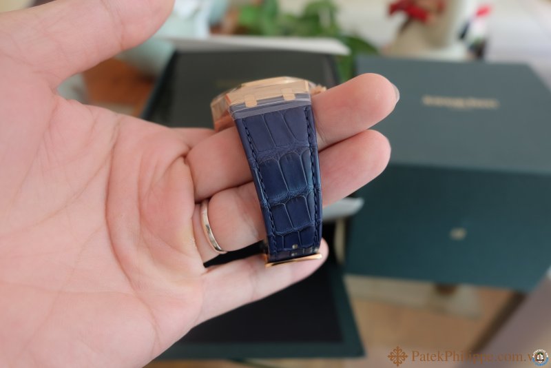 ban dong ho Audemars Piguet ap roy oak Blue rose gold vang hong chronograph 8.JPG