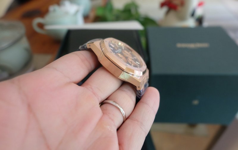 ban dong ho Audemars Piguet ap roy oak Blue rose gold vang hong chronograph 9.jpeg