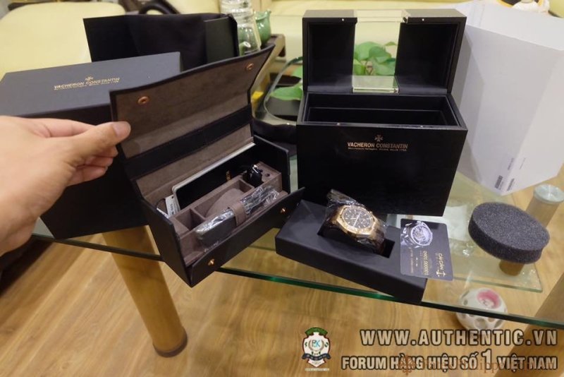 ban dong ho VACHERON CONSTANTIN OVERSEA CHRONOGRAPH ROSE GOLD 2.jpg
