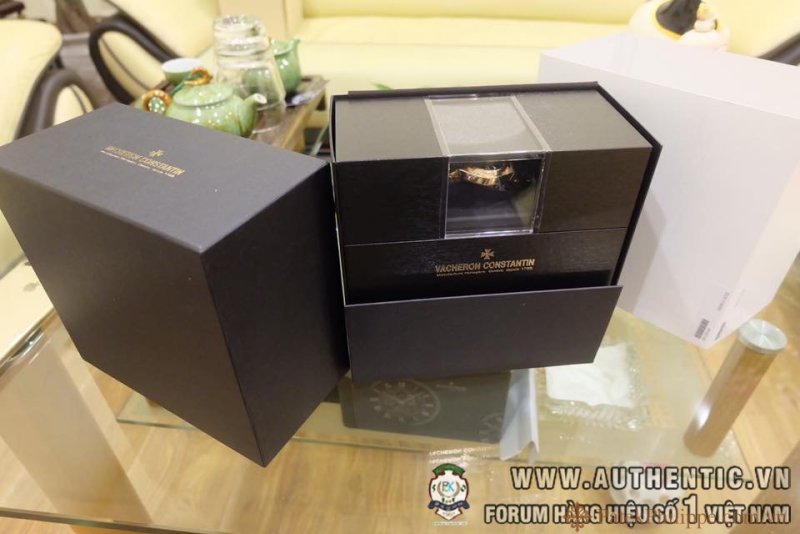 ban dong ho VACHERON CONSTANTIN OVERSEA CHRONOGRAPH ROSE GOLD.jpg