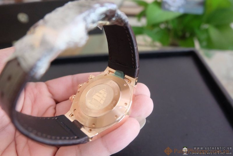 ban DONG HO VACHERON CONSTANTIN OVERSEAS CHRONOGRAPH ROSE GOLD NEW FULLBOX 10.jpg