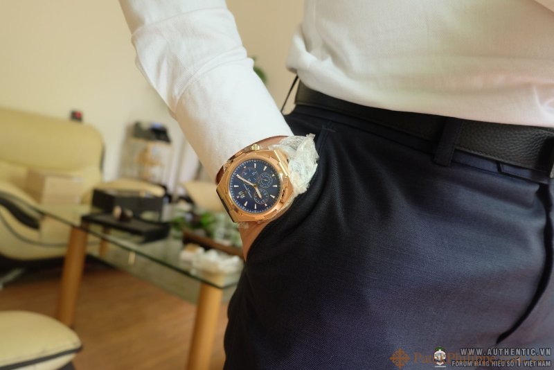 ban DONG HO VACHERON CONSTANTIN OVERSEAS CHRONOGRAPH ROSE GOLD NEW FULLBOX 6.jpg