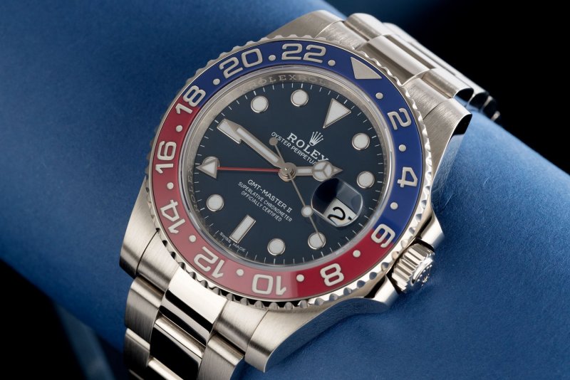 cai-cai-0901000001-rolex-gmt-master-ii-brand-new-full-set-white-gold-ref-116719blro-4.jpeg