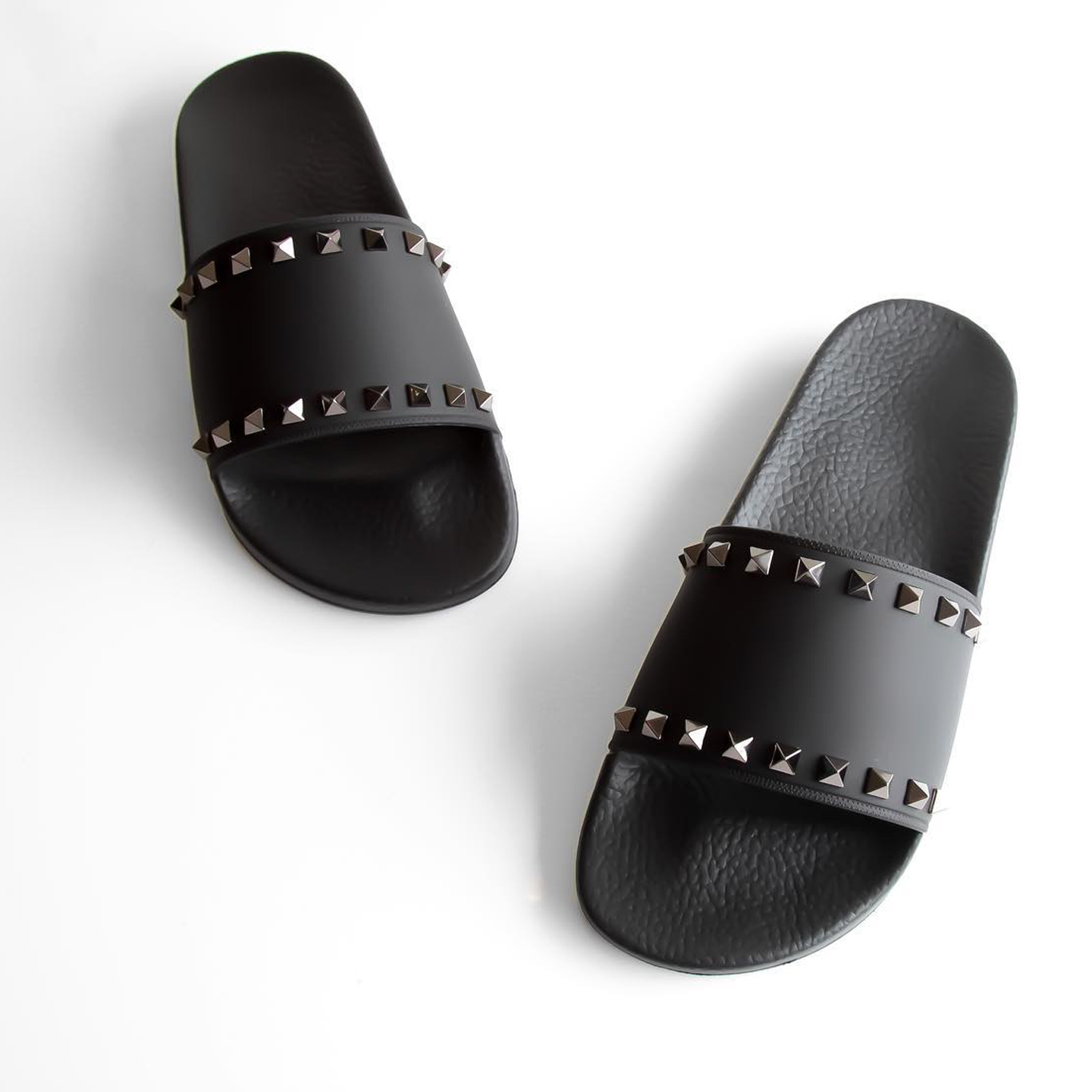 DEP Valentino rockstud slides are back and now available online. DÁ.jpg