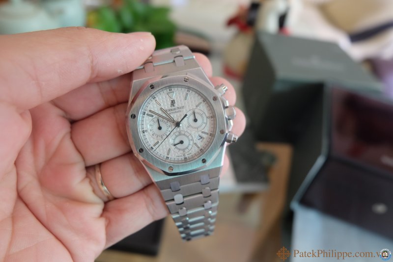 dong-ho-audemars-pigue-royal-oak-chronograph-thep-steel-moi-fullbox 2.JPG