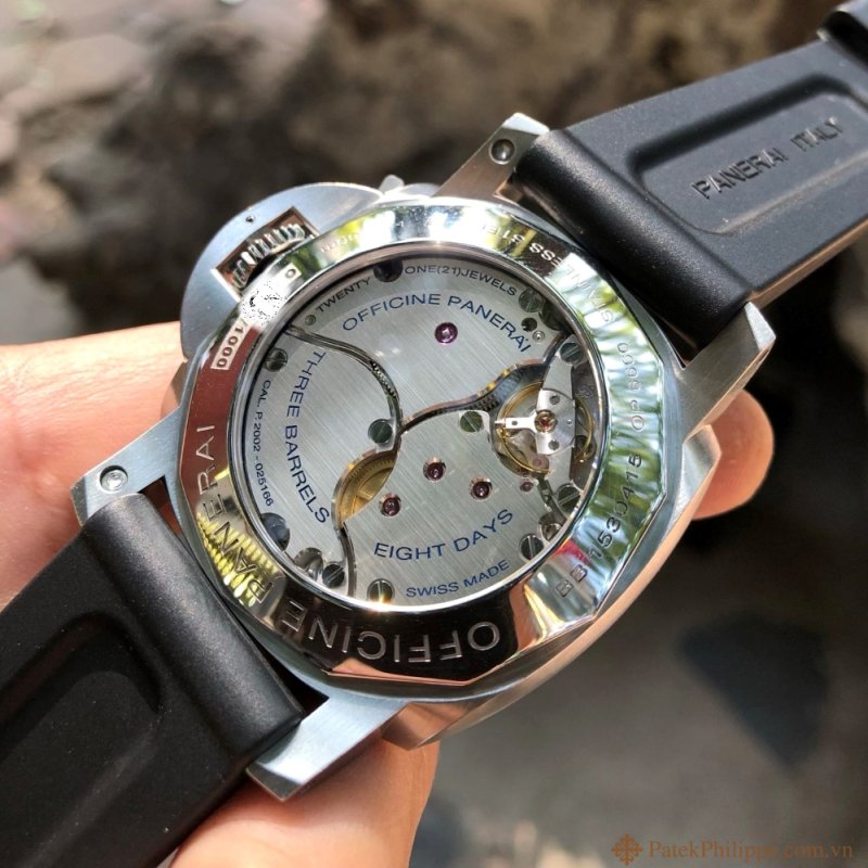 Dong-ho-Panerai-Pam-233-Luminor-8-days-GMT-size-44mm-8.jpg