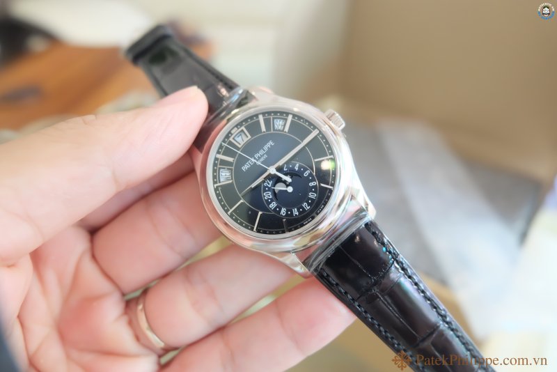 dong-ho-patek-philippe-5205g-013-blue 2.JPG