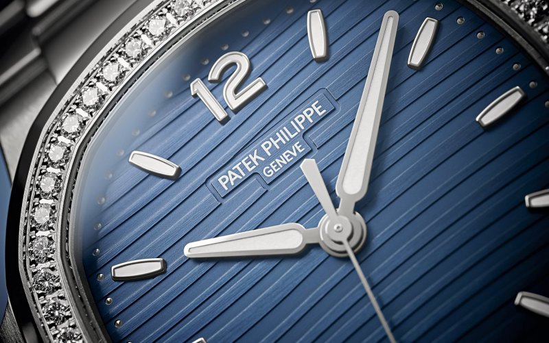 Đồng Hồ Patek Philippe Nautilus  7118:1200A Rose Gold white dial 889.jpeg