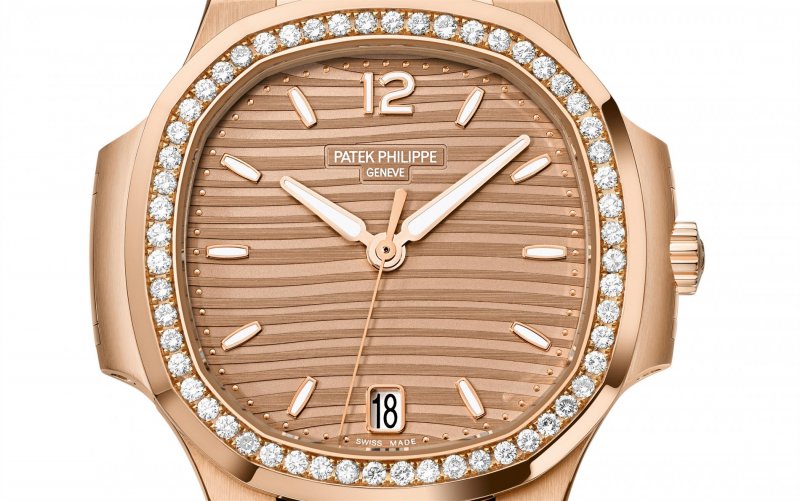 Đồng Hồ Patek Philippe Nautilus  7118:1200R  Diamond   9898.jpeg