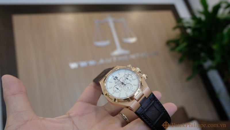 dong-ho-vacheron-constantin-overseas-rose-gold-fullbox 4.JPG
