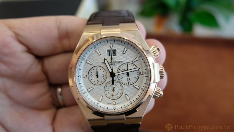 dong-ho-vacheron-constantin-overseas-rose-gold-fullbox 6.JPG