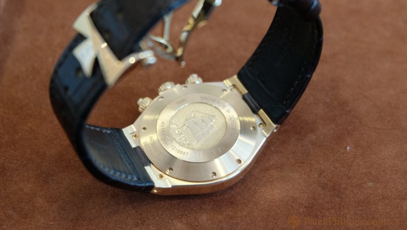 dong-ho-vacheron-constantin-overseas-rose-gold-fullbox 8.JPG