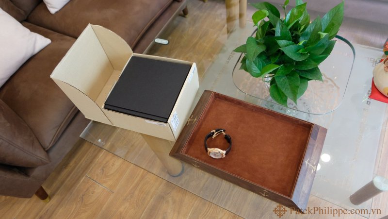 dong-ho-vacheron-constantin-overseas-rose-gold-fullbox.JPG