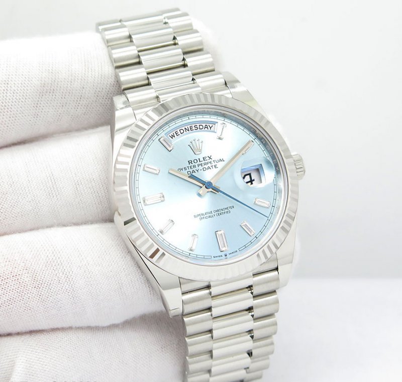 đồng hồ Vacheron rolex daydate 228236.jpeg