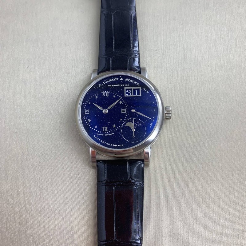lange-182.086-10.jpeg