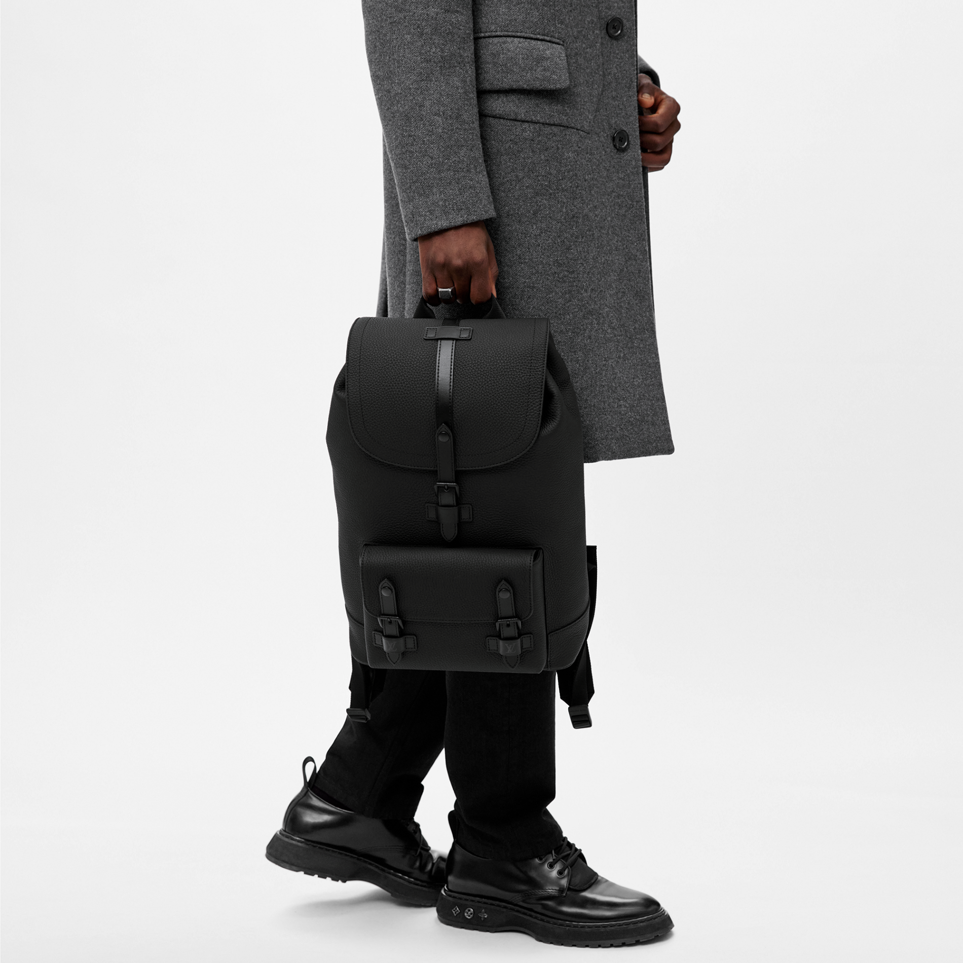louis-vuitton-christopher-slim-backpack-taurillon-leather-bags--M58644_PM1_Worn view.png