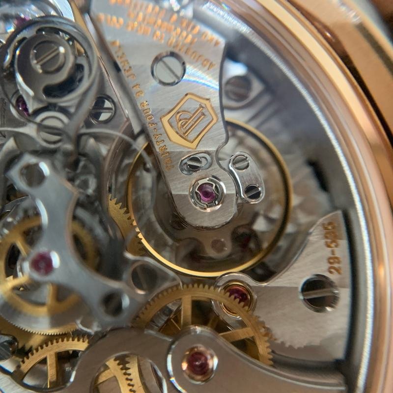 patek-5204r-09.jpg