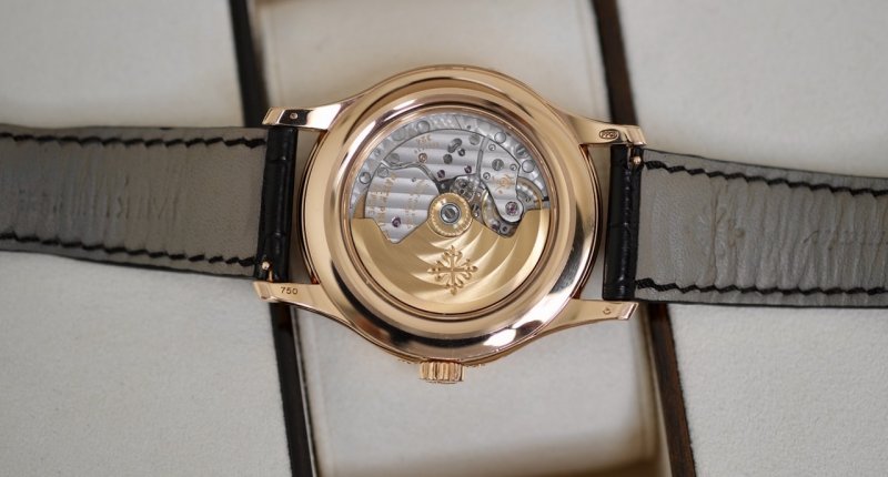 PATEK 5205 MẶT ĐEN (1).JPG