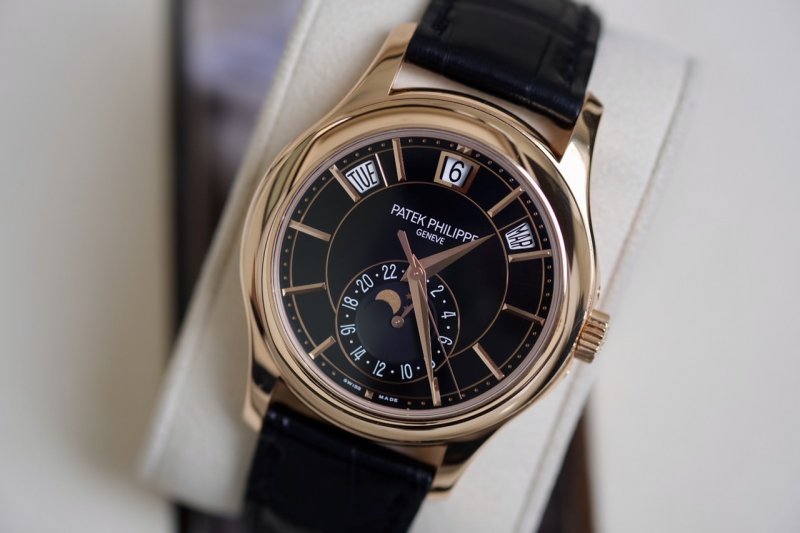 PATEK 5205 MẶT ĐEN (2).JPG