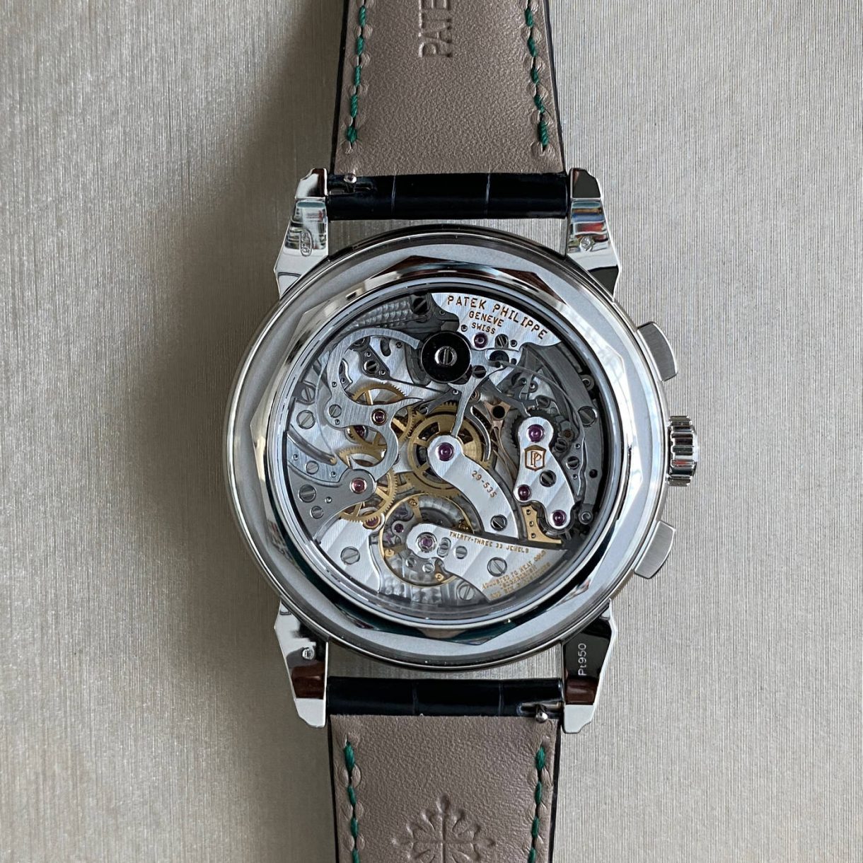 patek-5270p-014-01-1-1220x1220.jpeg