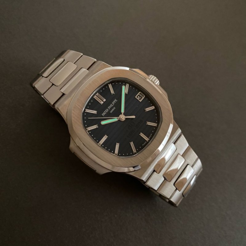 patek-5711-1p-40Anni-13.jpeg