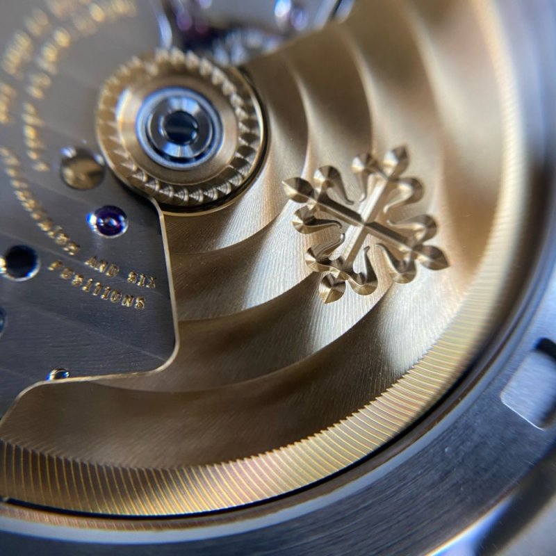 patek-5711-1p-40Anni-4.jpeg