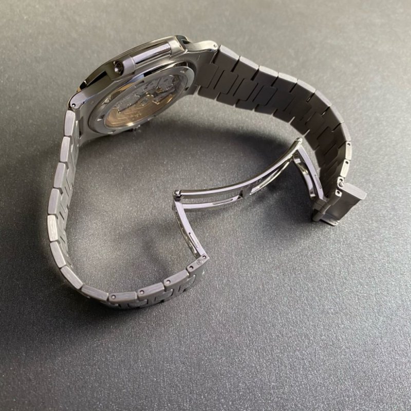 patek-5711-1p-40Anni-6.jpeg