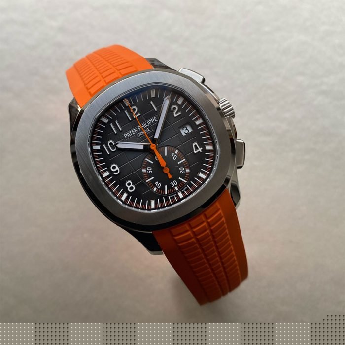 patek-5968A-02-700x700.jpg