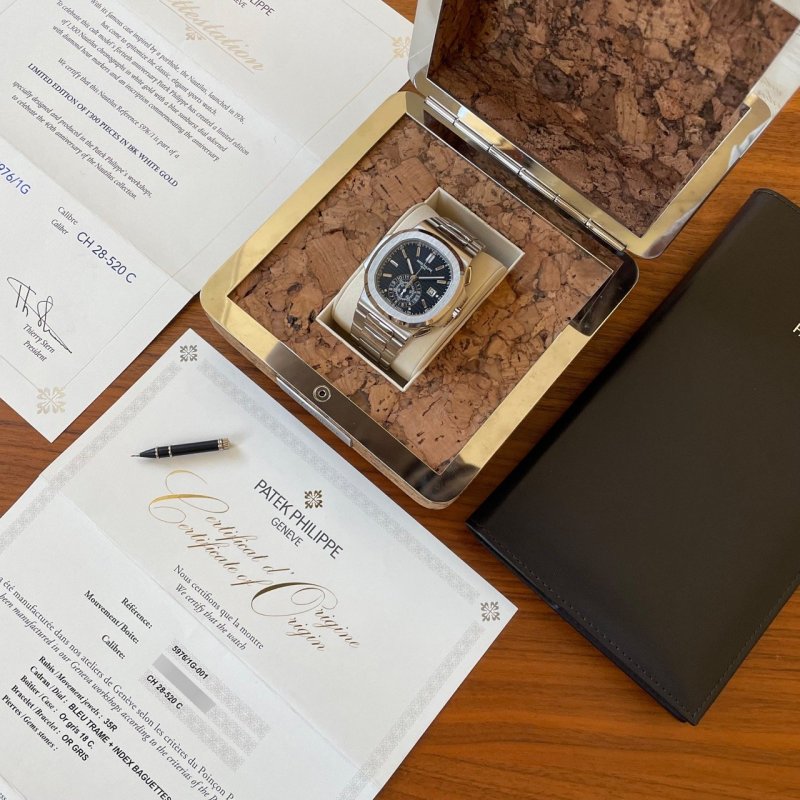 patek-5976-1g-0001-Large.jpeg