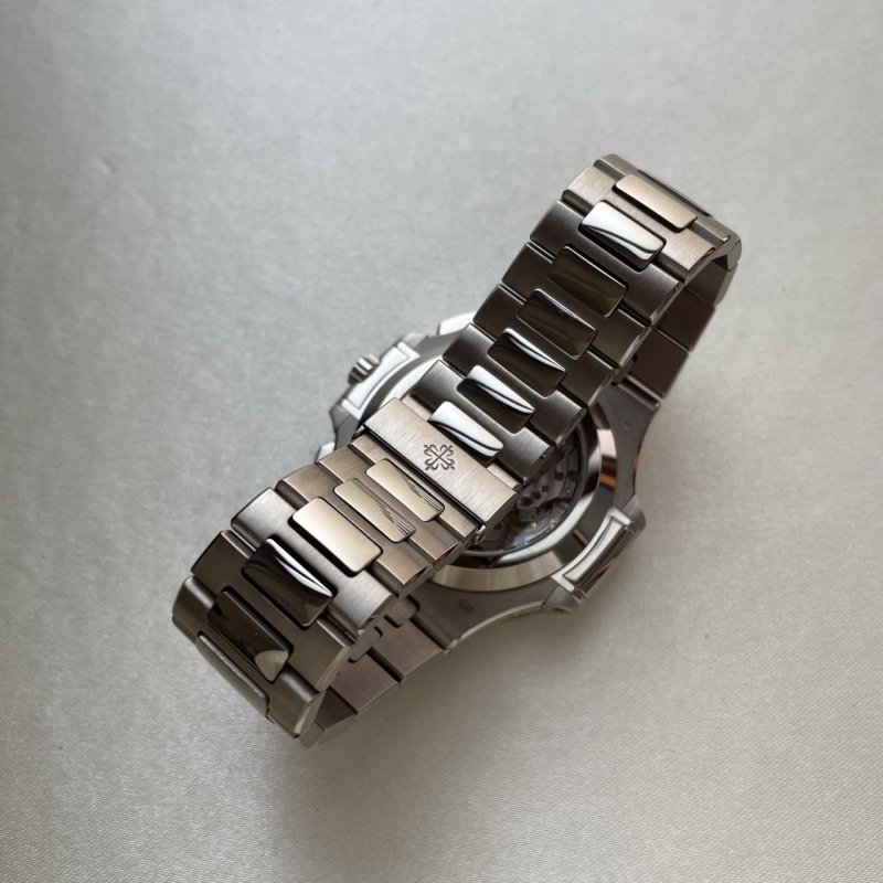 patek-5976-1g-0007-Large.jpeg