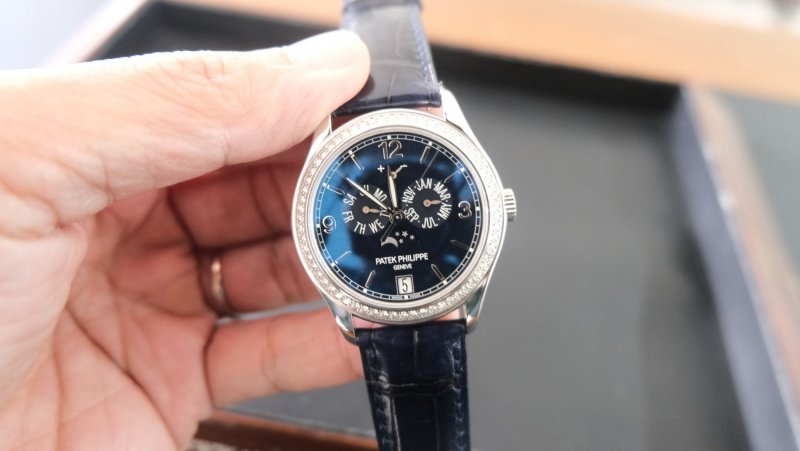 patek philippe 5147G BLUE4.jpeg