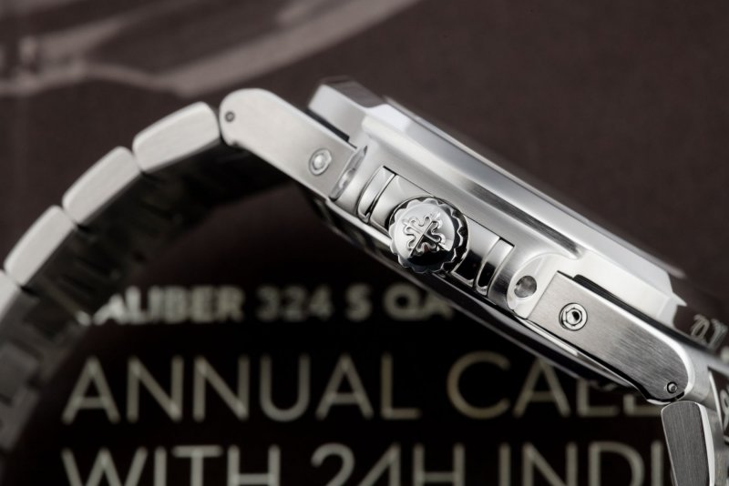 patek-philippe-5726:1A-cai-can-0901000001- 1 3.jpeg