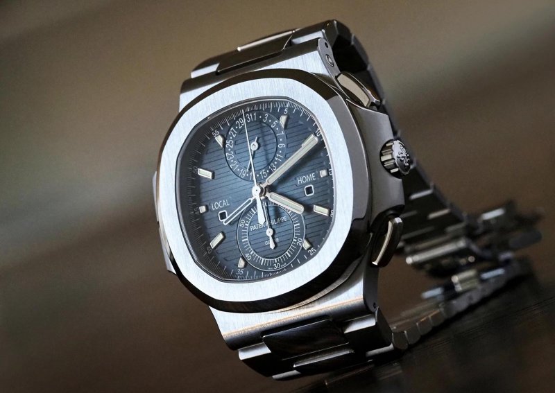 Patek Philippe 5990 1A-011 Nautilus Travel Time_011 timeandwatches.jpeg