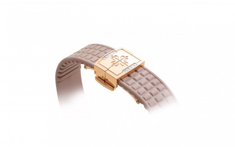 Patek-philippe-Aquanaut -5062:450R-cai-can-0901000001-5.jpeg