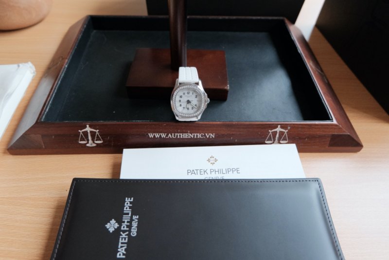 patek-philippe-Aquanaut -5067A-cai-can-0901000001-1.jpeg